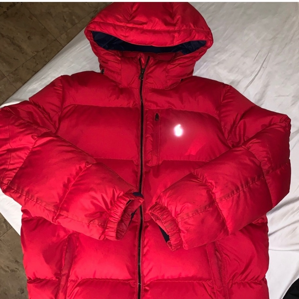 Had this coat for a very long time but red is just not my color.